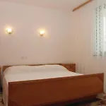 3 Bedroom Cozy In *