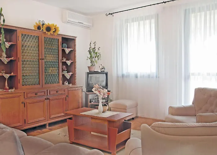 3 Bedroom Cozy In Apartmán